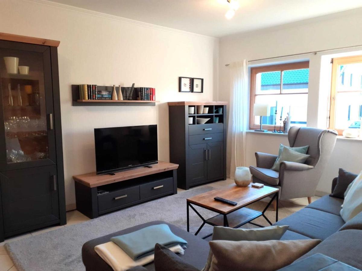 Holiday Flat With Idyllic Garden In Daun Esterno foto
