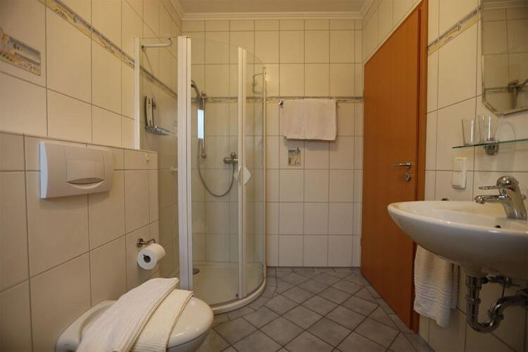 Holiday Flat With Idyllic Garden In Daun Esterno foto